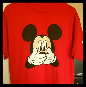 Disney Collection Mickey Mouse Hands Covering